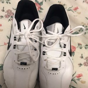 Size 9 White and black Nike trainers